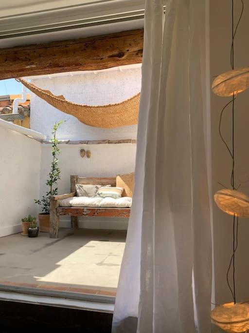 Apartament La Terrasse Du Pont Jullian Charme Et Calme Dans Le Coeur Historique LʼIsle-sur-la-Sorgue Zewnętrze zdjęcie