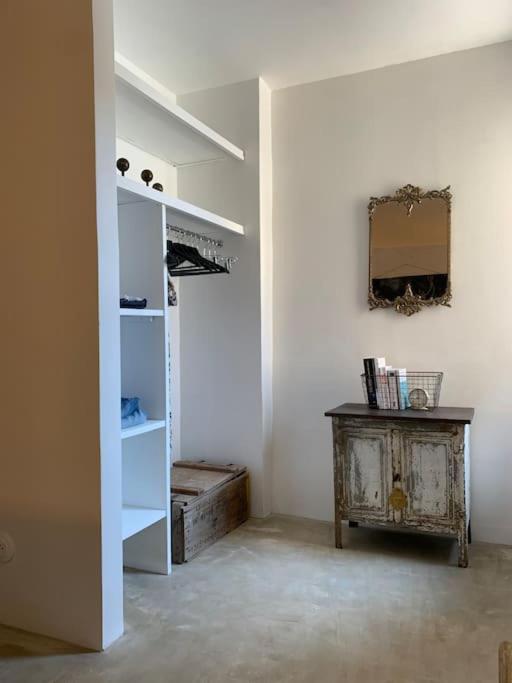 Apartament La Terrasse Du Pont Jullian Charme Et Calme Dans Le Coeur Historique LʼIsle-sur-la-Sorgue Zewnętrze zdjęcie
